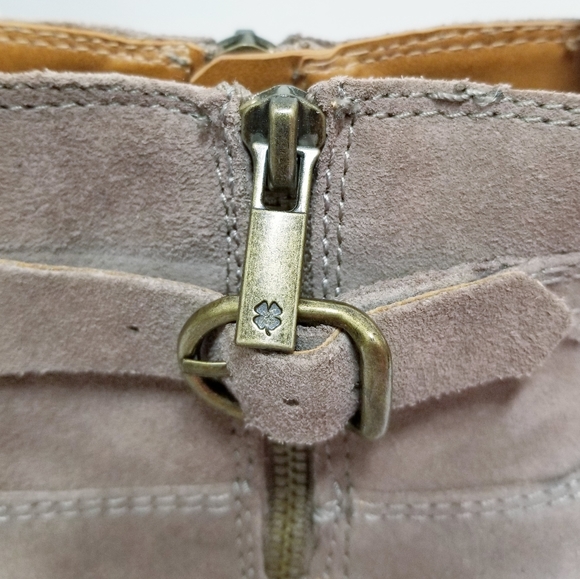 Lucky Brand Teveralda Leather Side Zip & Buckle Detail Ankle Boots in Taupe 10M - Picture 6 of 12